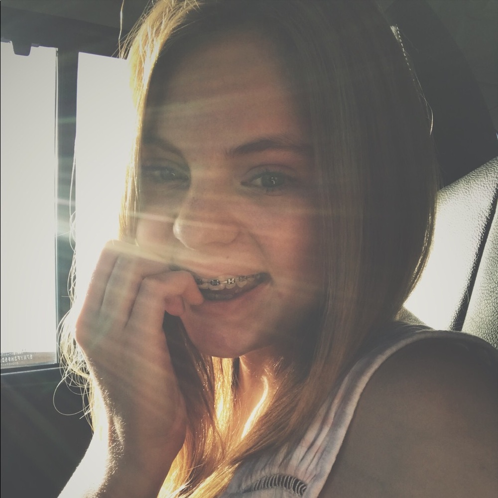 Meet your Posher, Adalay